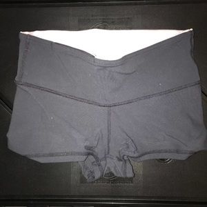 Lululemon spandex shorts